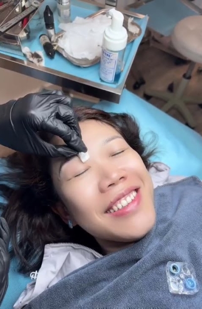 FEEDBACK KHÁCH HÀNG VỀ LÀM MÀY HAIRSTOKE TẠI VIAN BEAUTY