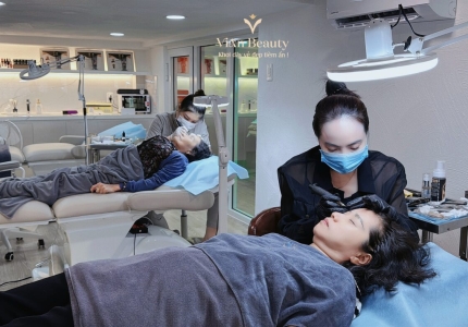 Quy trình phun chân mày chuẩn spa cao cấp