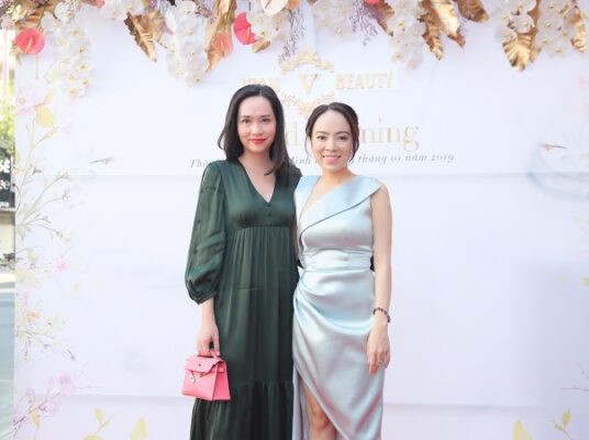 Z2207820921080 D56A2Cff738288E5B1195C3C3D9E9916