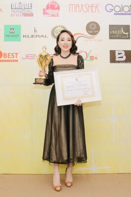 Z2207832418122 3957E65719822B9074393Bfa32A521Bf