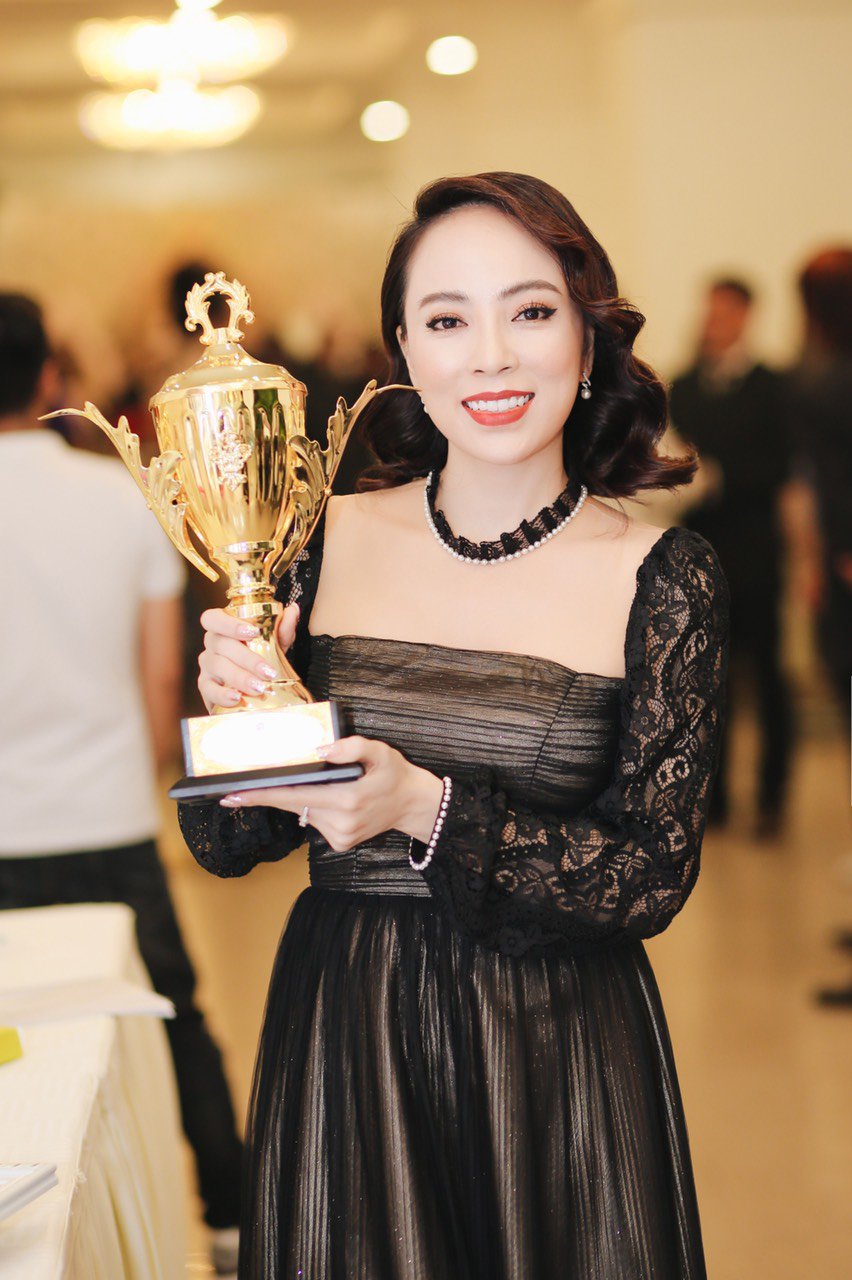 Z2207832422455 Cd0D7312D942D08Bd7B64B119A441Bd5