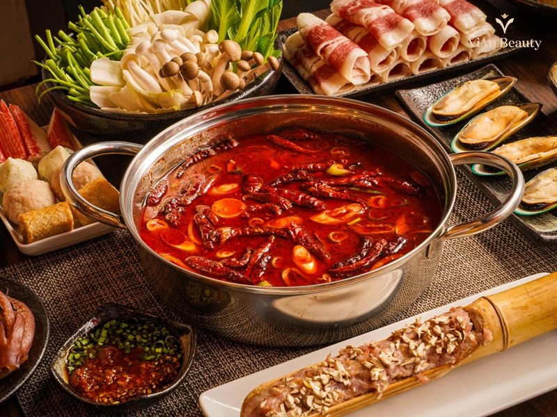 Tránh Thực Phẩm Cay Nóng, Axit Và Gây Dị Ứng Để Không Kích Ứng, Thâm Môi, Làm Chậm Lành Thương.