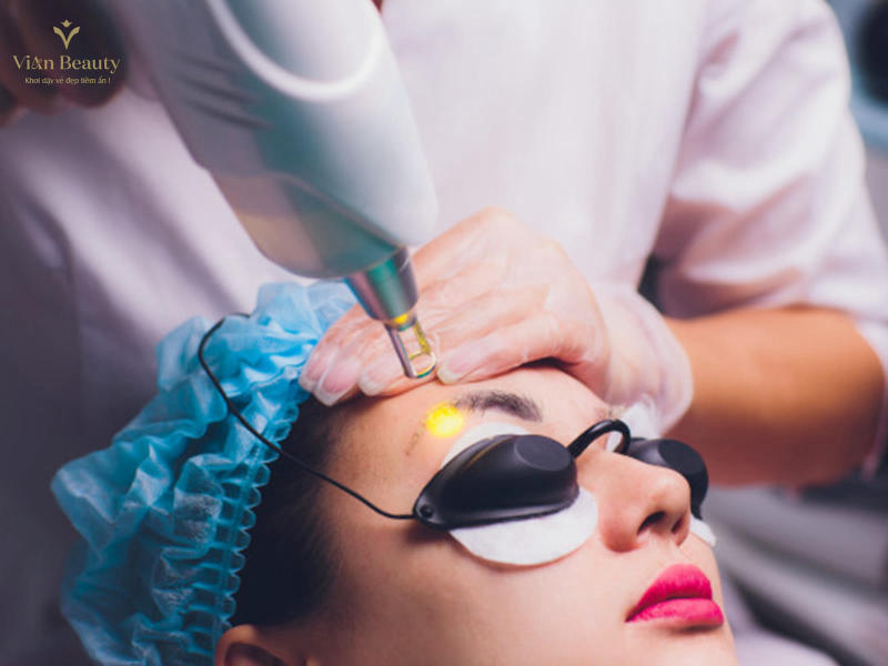 Các Biến Chứng Thường Gặp Khi Phun Xăm Mày