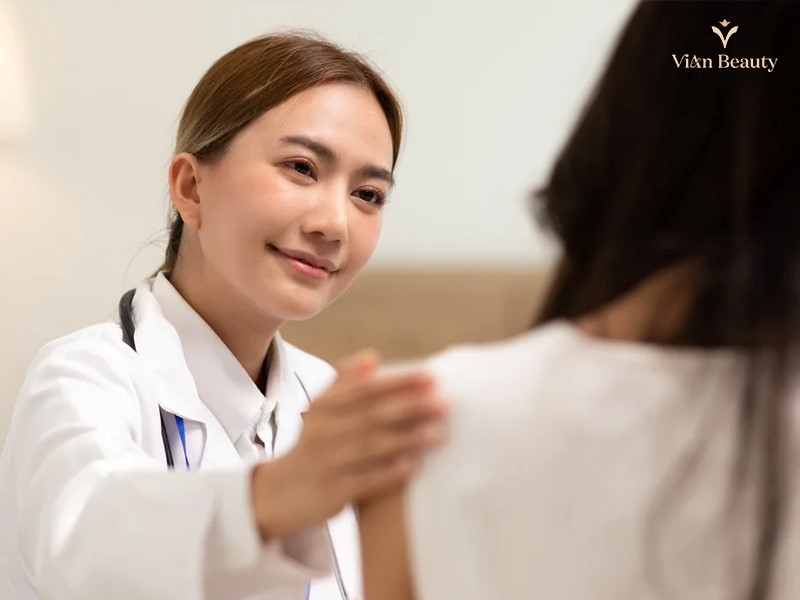 Đến Gặp Bác Sĩ Khi Môi Xuất Hiện Các Dấu Hiệu Bất Thường